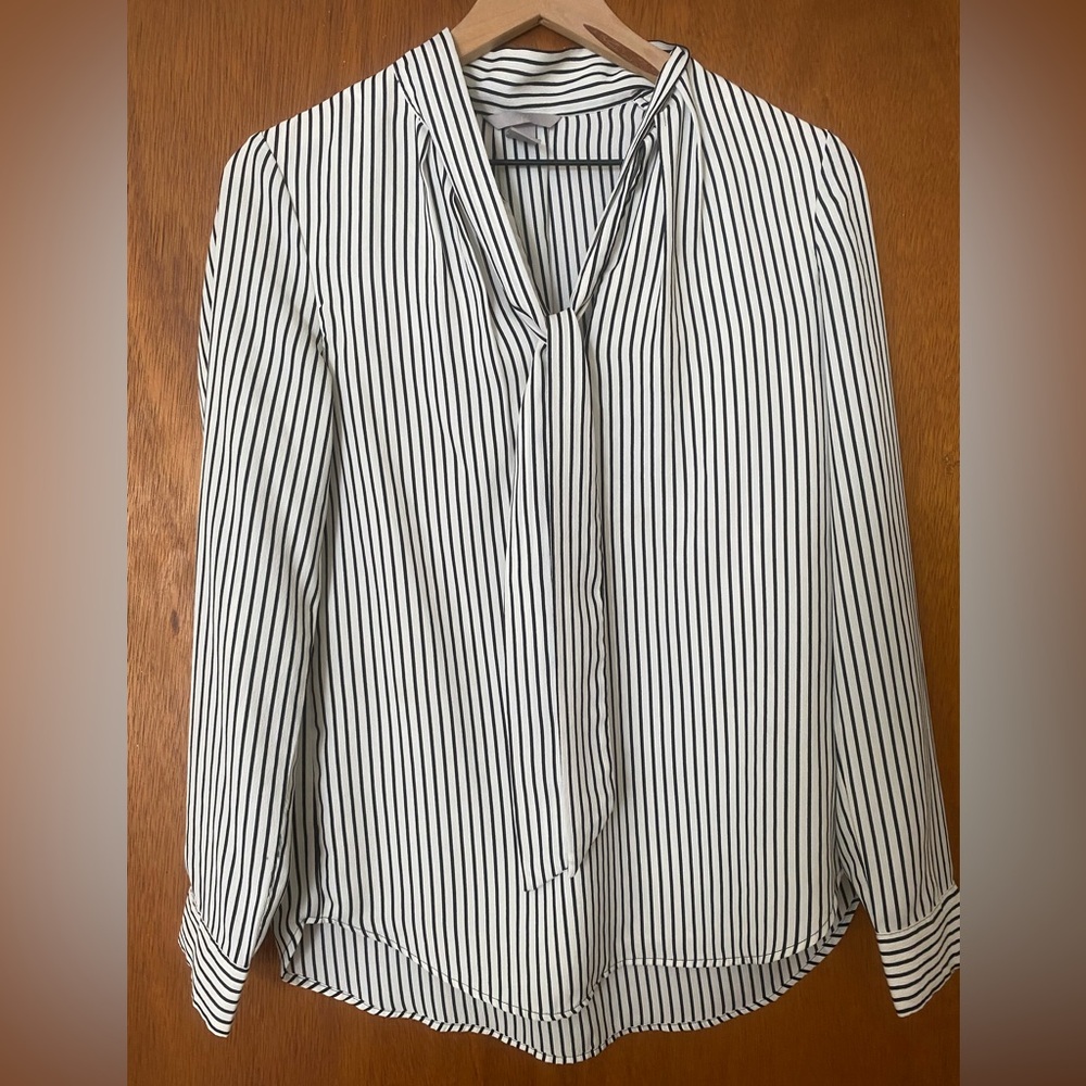H&M Black and White Lined Top